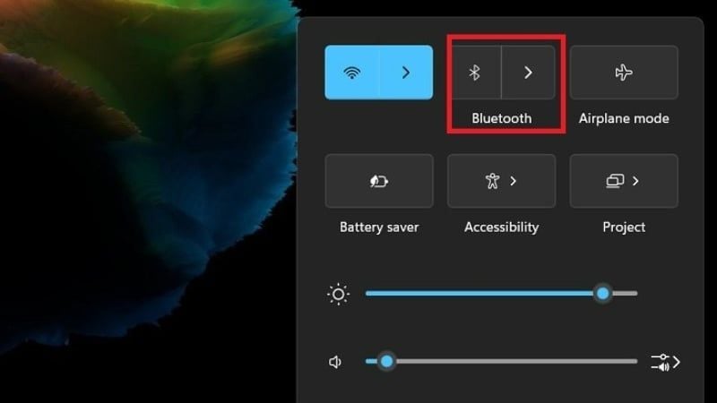 Nhấn trực tiếp vào biểu tượng Bluetooth để bật hoặc tắt nhanh
