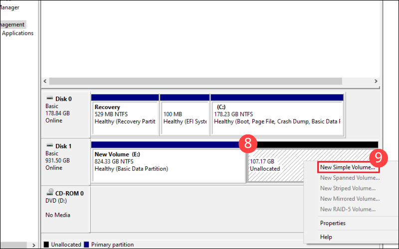 Nhấp chuột phải vào vùng Unallocated space này và chọn New Simple Volume