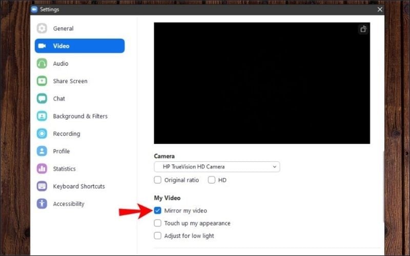 Bỏ chọn mục Mirror my video