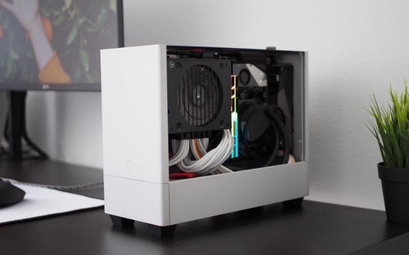 Kiểm tra kích thước và không gian bên trong case