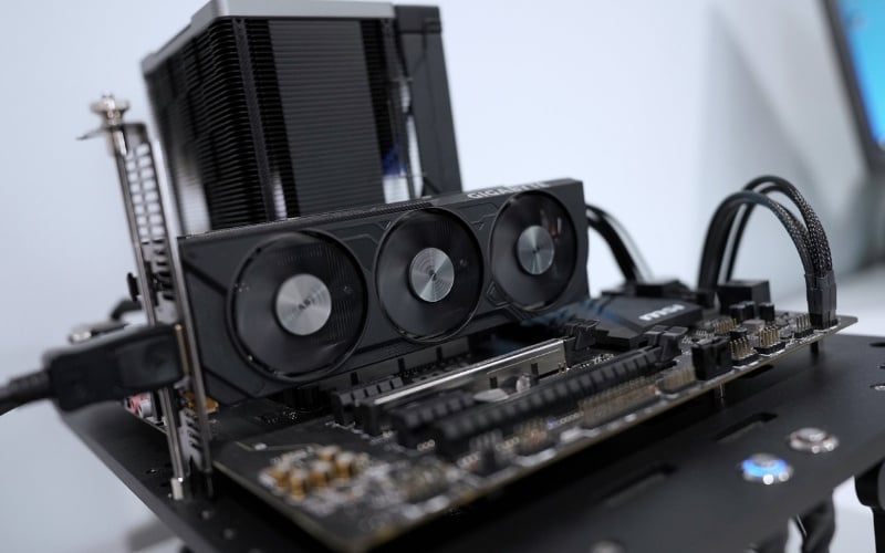 GIGABYTE RTX 4060 LP phù hợp chơi game AAA, làm đồ họa