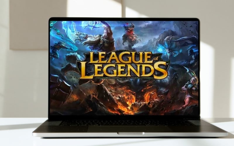 Cấu hình tối thiểu yêu cầu CPU Intel Core i3 thế hệ 10 hoặc AMD Ryzen 3 series 4000