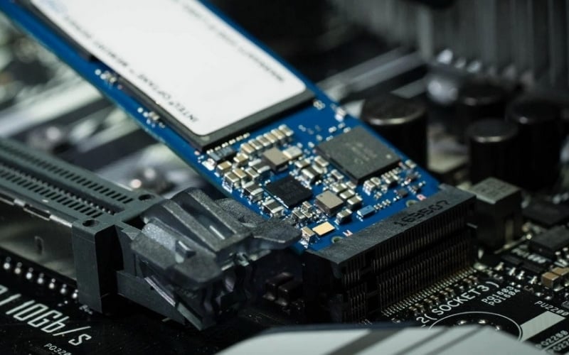 Sử dụng ổ cứng SSD giúp tăng tốc độ tải trận đấu