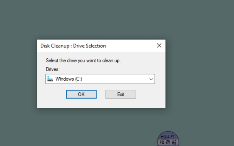 Chọn ổ đĩa cần dọn dẹp và nhấn OK