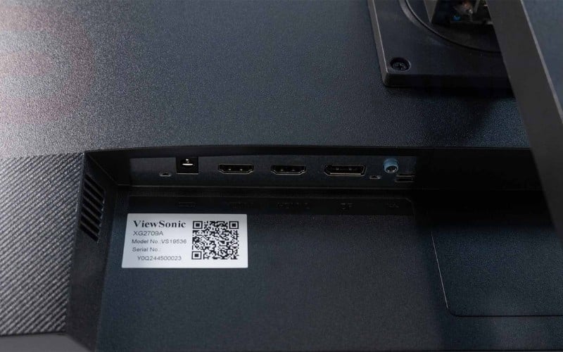 Thử kiểm tra các cổng kết nối như HDMI, DisplayPort,...