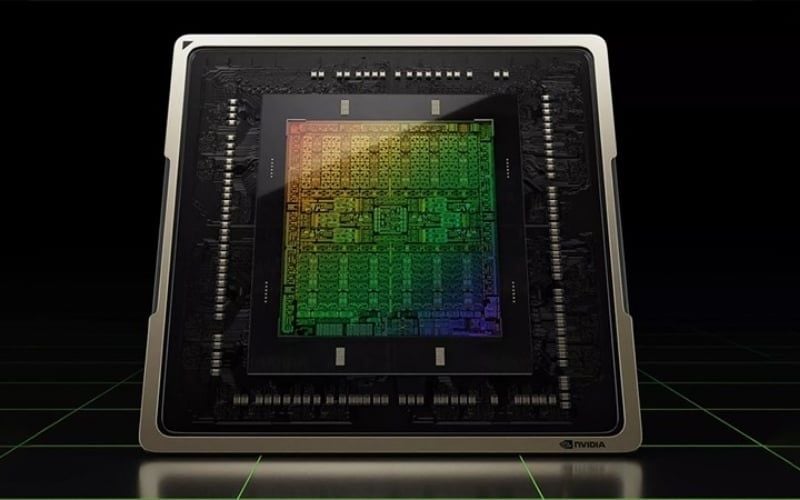 RTX hỗ trợ Ray Tracing cho ánh sáng chân thực và DLSS giúp tăng FPS đáng kể