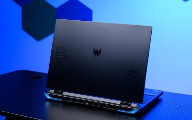 Bạn nên chọn dòng Nitro hoặc Predator nếu muốn chơi game AAA