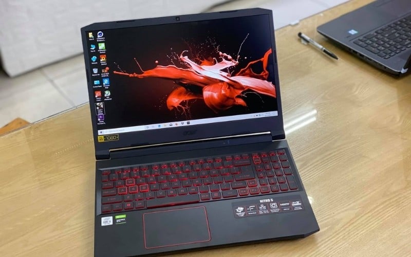 Acer Nitro 5 là dòng laptop gaming thuộc phân khúc tầm trung của thương hiệu Acer