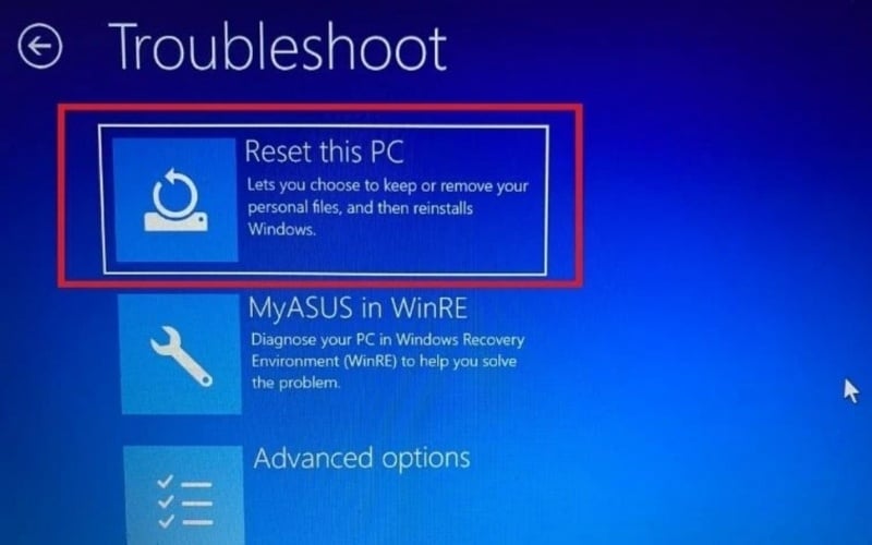 Từ màn hình Advanced Options, chọn Troubleshoot > Reset this PC