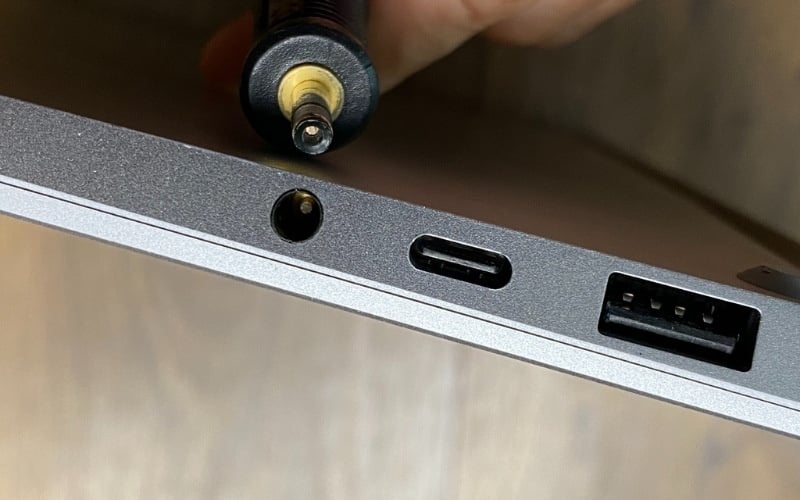 Ngắt kết nối các thiết bị ngoại vi