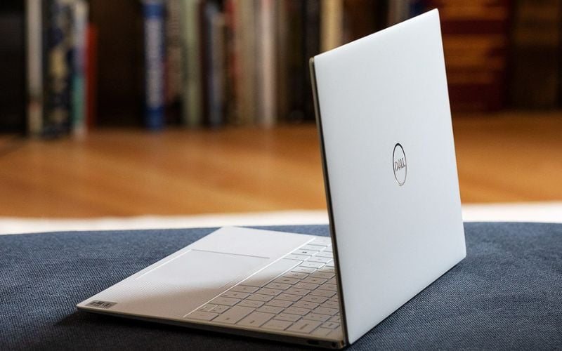 Mua laptop có cấu hình đủ dùng cho công việc của giáo viên