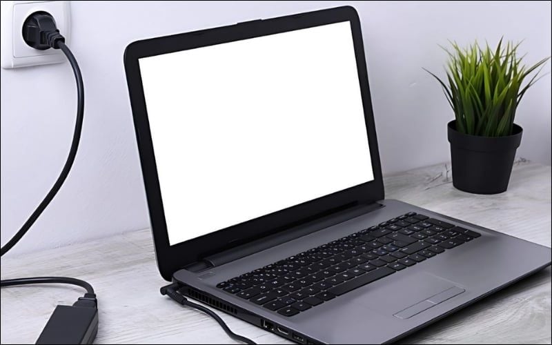 Đặt laptop ở nơi thoáng mát khi cắm sạc