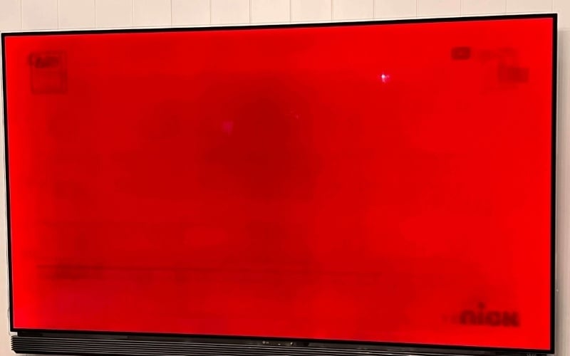 Lỗi burn-in là tình trạng các điểm ảnh (pixel) trên màn hình bị thoái hóa không đồng đều