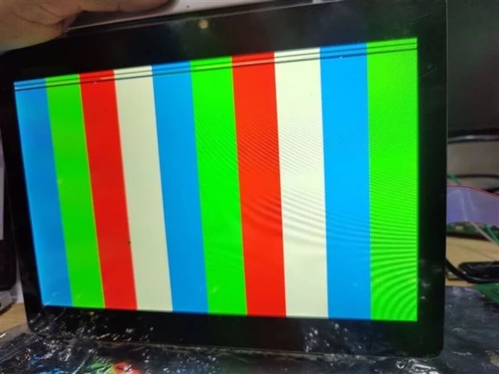 Nguyên nhân gây ra màn hình bị nhiễu - GEARVN