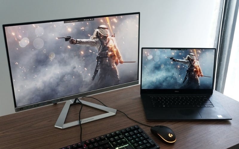 Màn hình ngoài hiển thị màu sắc bình thường, màn hình laptop vẫn bị đỏ có thể do lỗi phần cứng laptop