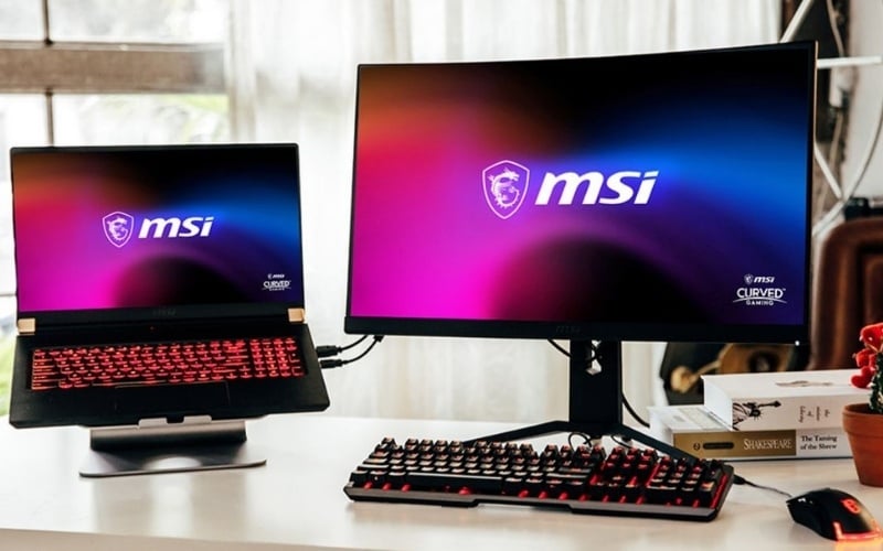 Màn hình rời hiển thị bình thường thì lỗi xuất phát từ tấm nền Panel màn hình laptop hoặc cáp tín hiệu