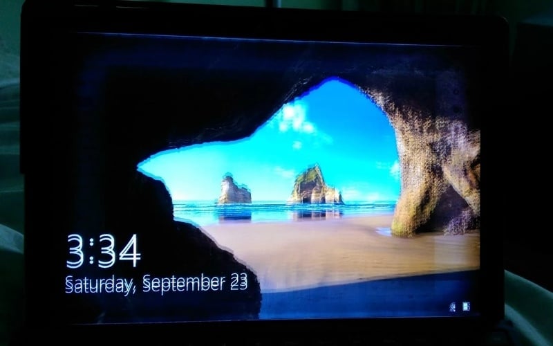 Màn hình laptop bị chớp nháy hay còn gọi là Screen Flickering