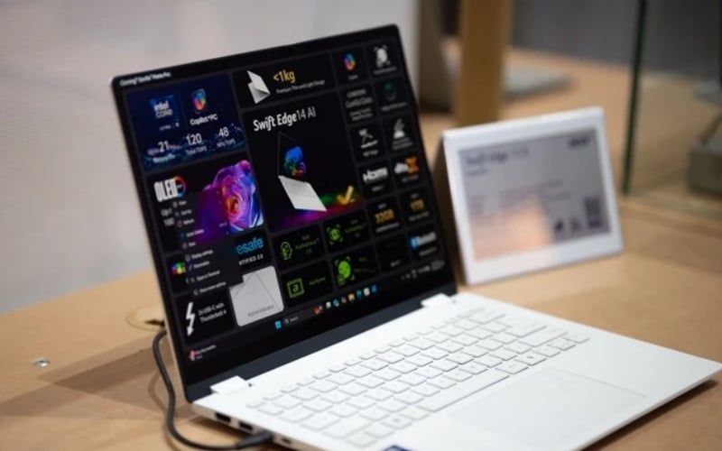 Màn hình nhám là màn chống chói, giảm phản xạ và dễ nhìn hơn