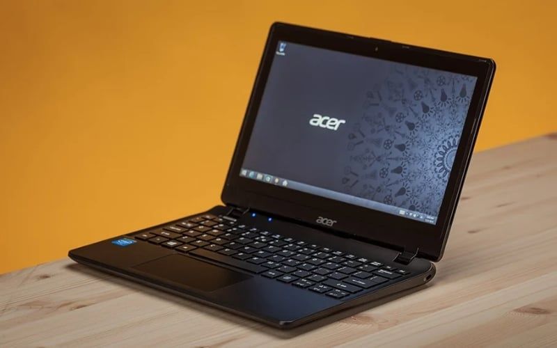 TravelMate B-Series bền, chống sốc tốt, phù hợp cho học sinh sử dụng hàng ngày