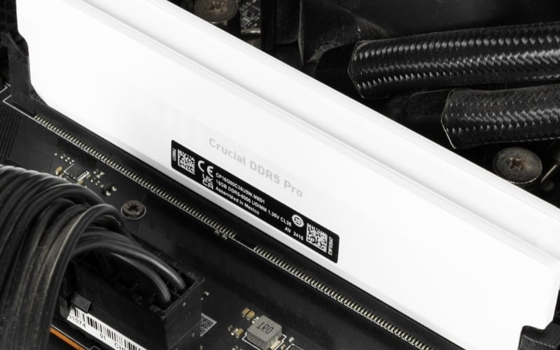 RAM Crucial Pro DDR5-6000 C36