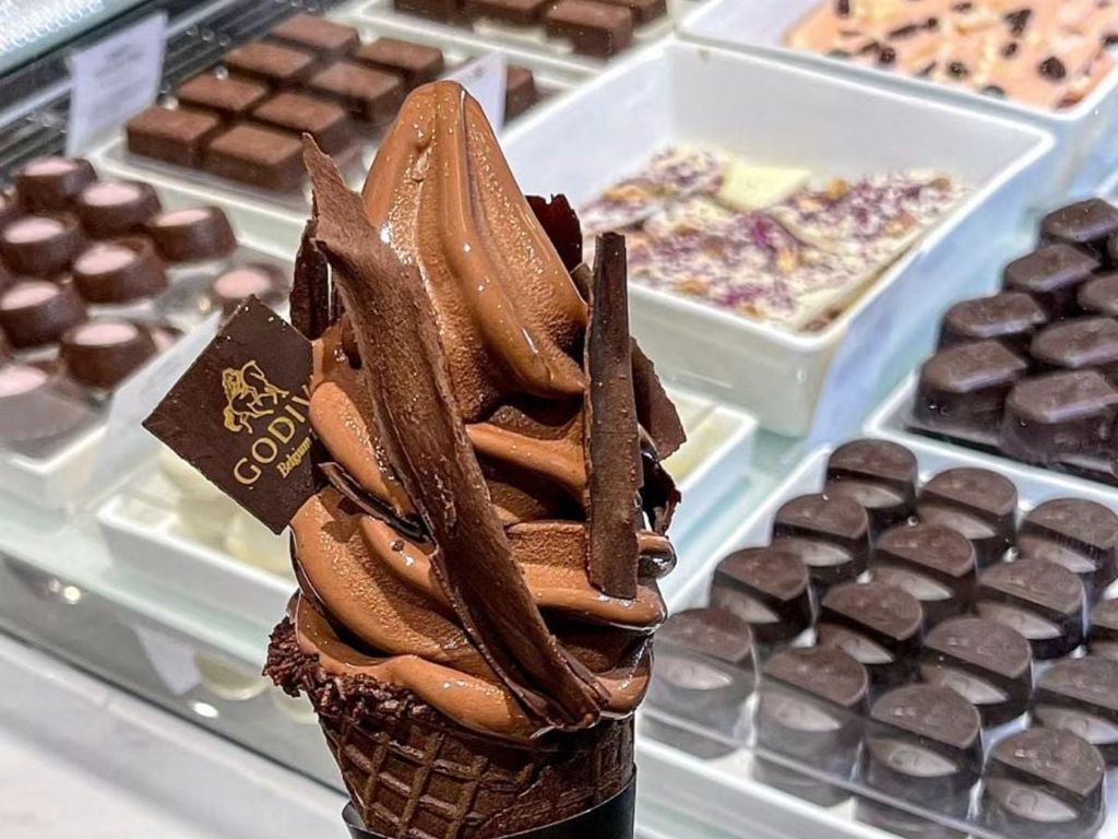 làm kem socola