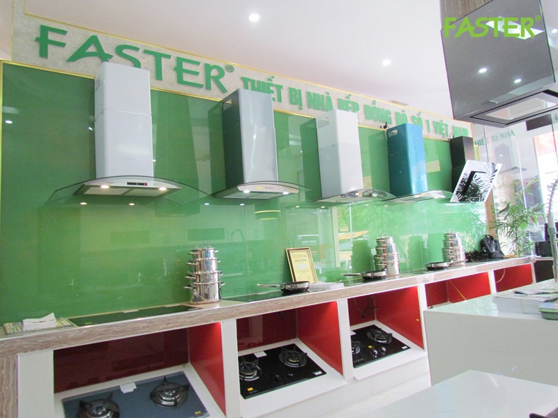 So sánh bếp từ Canzy và Faster - thương hiệu 2