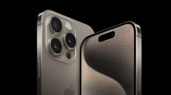 iPhone 15 Pro Max