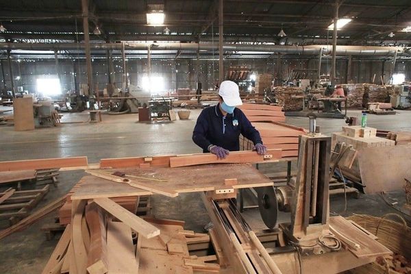 Ứng dụng công nghệ cao trong sản xuất và hoàn thiện bề mặt