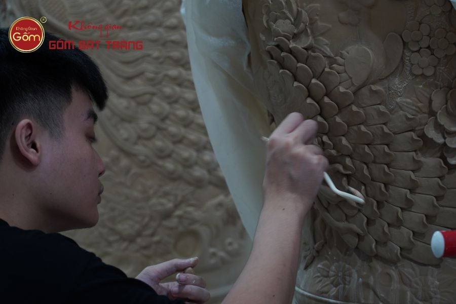 nghe-nhan-dap-noi-hoa-tiet-thu-cong
