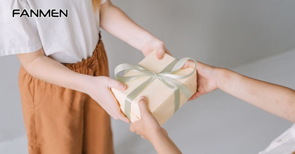 Đừng quên chúc nàng trong những ngày đặc biệt