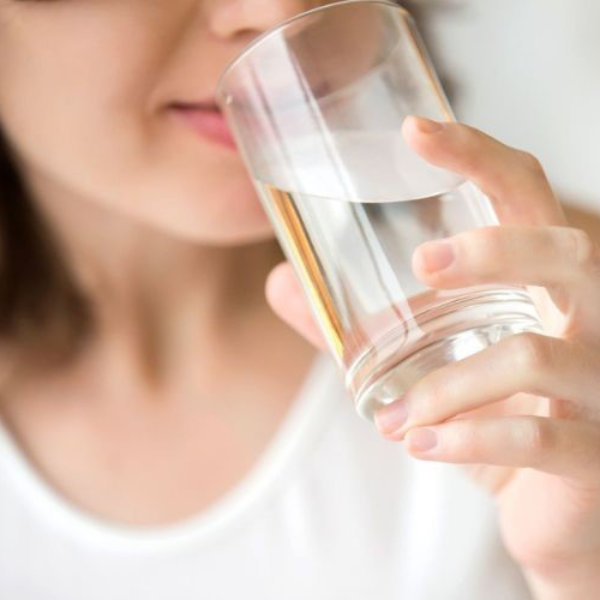 dấu hiệu của da thiếu nước 2
