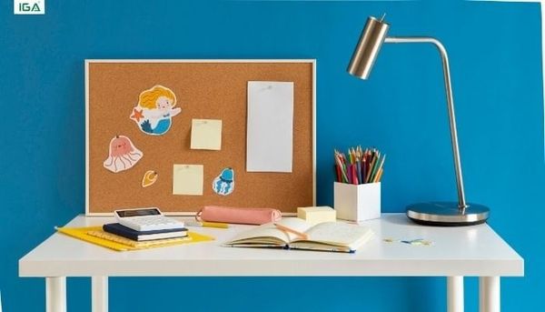 màu sắc bàn học