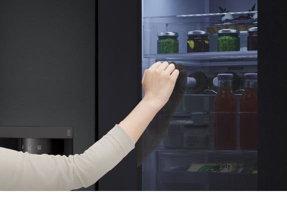 tủ lạnh LG InstaView chạm nhẹ 2 lần