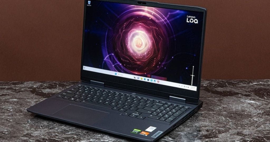 Lenovo LOQ 15ARP9 83JC00LVVN laptop có phím số