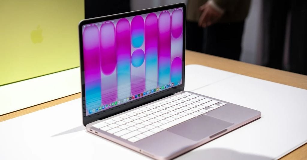 MacBook Neo 13 inch A18 Pro 8GB-512GB có touch ID bảo mật