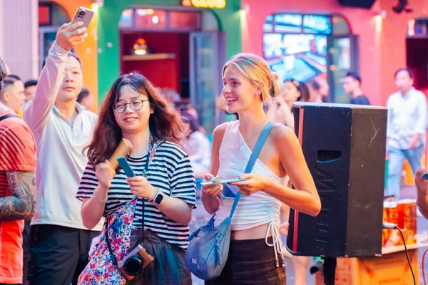 Từ khách sạn The Rice, khách có thể dễ dàng tham quan các điểm du lịch thành phố mà không mất quá nhiều thời gian