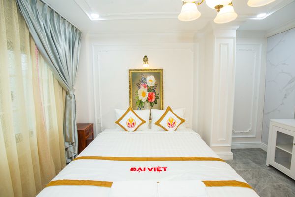 The Rice Hotel 191 Bui Vien offers a private space, perfect for couples