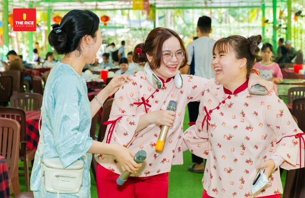 Du khách đến miền Tây sẽ không muốn về bởi phong cảnh hữu tình, con người thì chân chất, nhiệt tình
