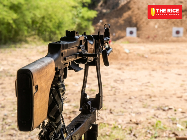 Here you can experience shooting in a safe environment, guided by professional staff.