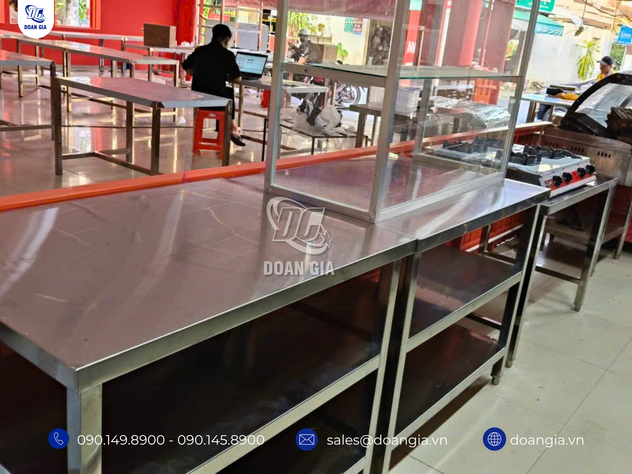 thiết kế bếp cho nhà hàng