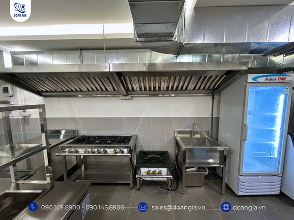 chụp hút mùi bếp inox