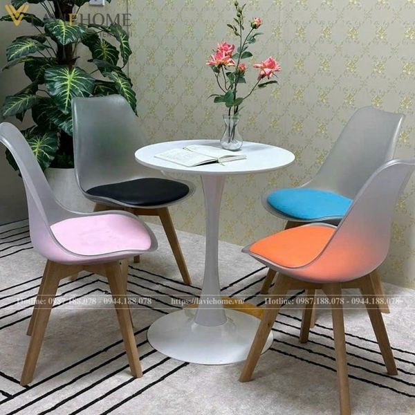 Bàn ghế trà sữa bằng nhựa