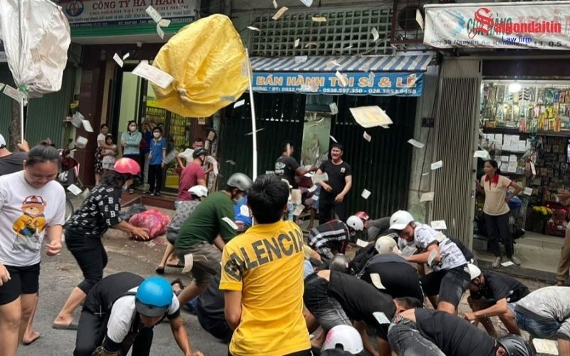 đồ họa miêu tả :giựt cô hồn trở thành tội gây rối trật tự