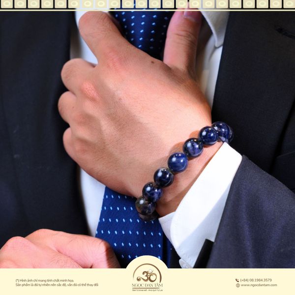 Đá Sapphire Sức mạnh của minh triết và kiên định