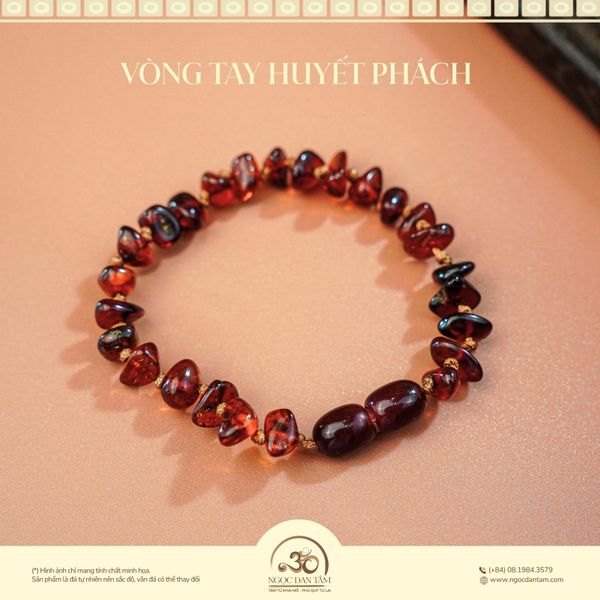 Vòng tay huyết phách