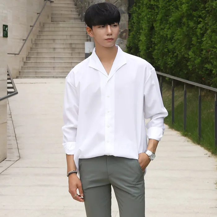 Cách xắn tay áo sơ mi - The Stylish Casual Roll