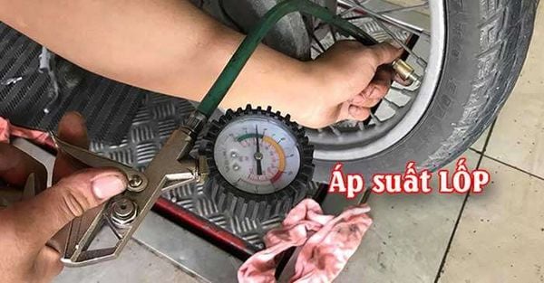 bom-xe-dung-ap-suat-lop