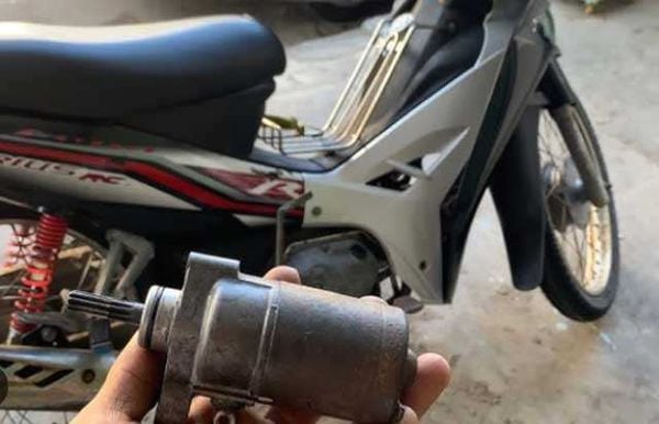 cu-de-xe-sirius-nam-o-dau