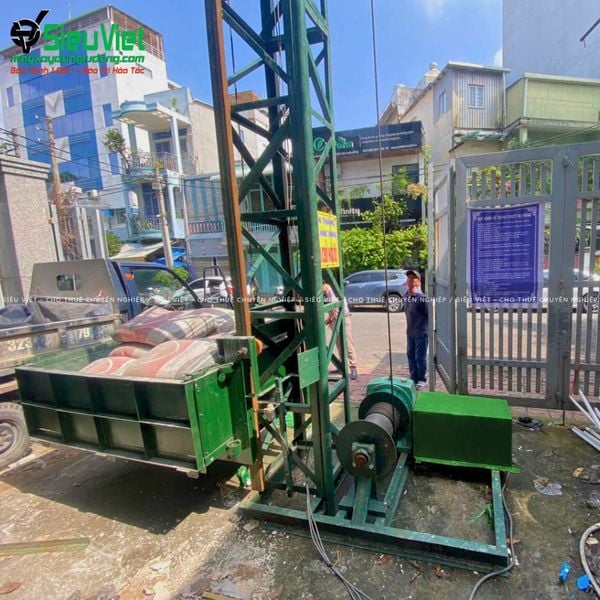 vận thăng nâng hàng vtsv1000 cao 27m