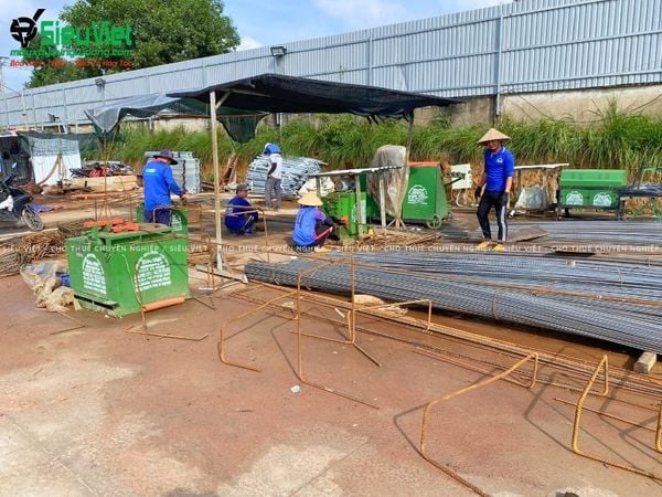 máy xây dựng cho thuê